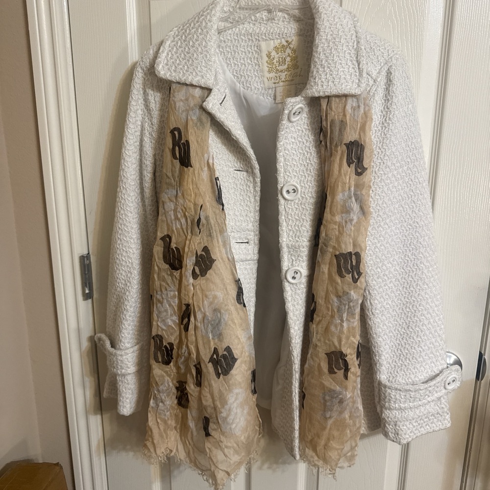 Wet Seal Textured White Jacket with bonus scarf.